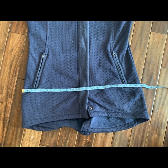 North face Hoodie - Picture 8 of 8